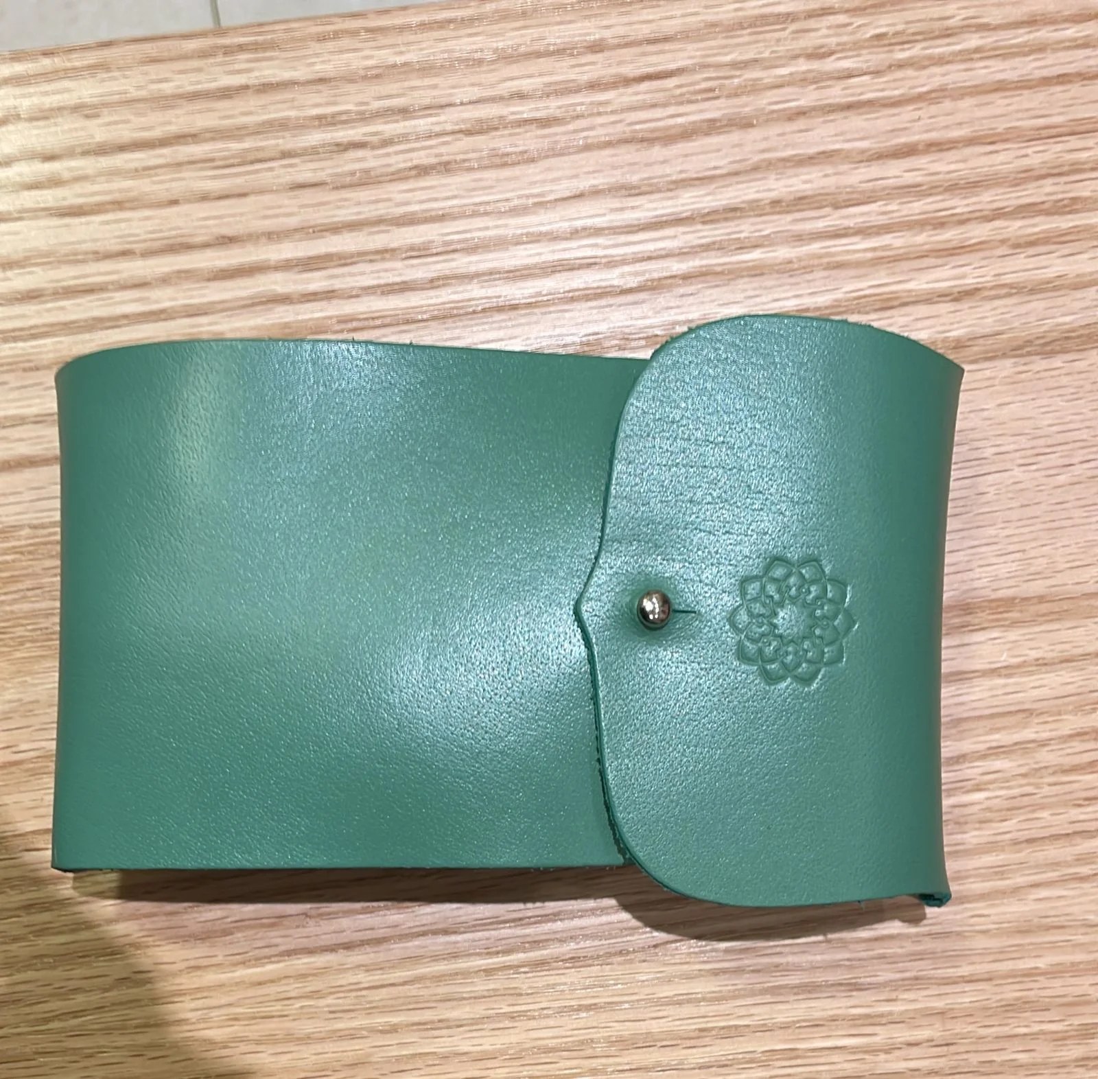 Mobile Pouch