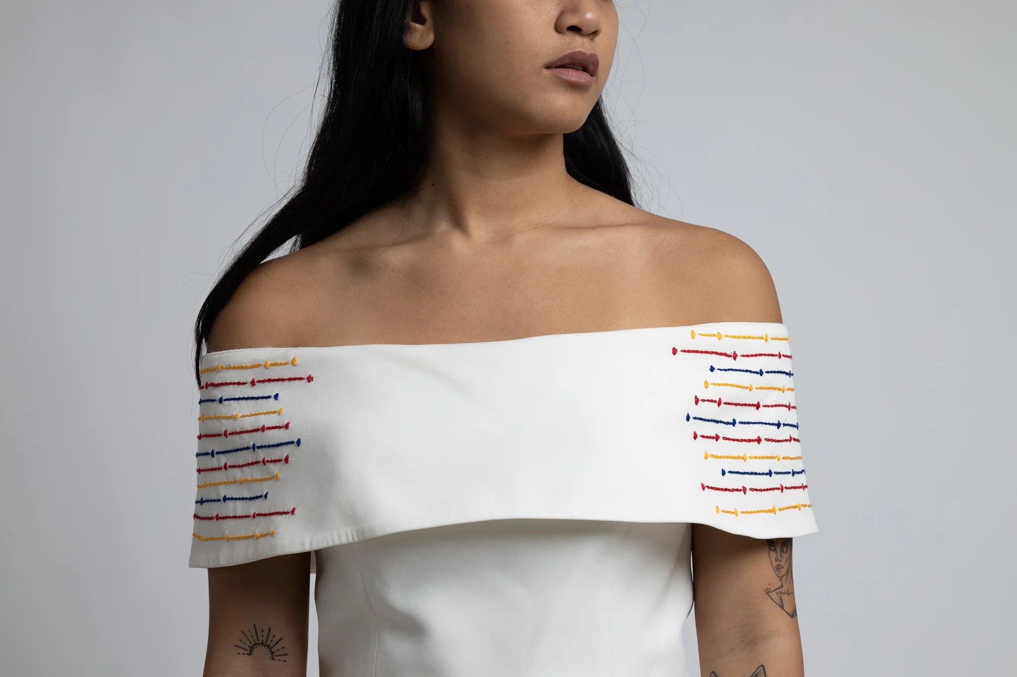 Malika Off-Shoulder Crop
