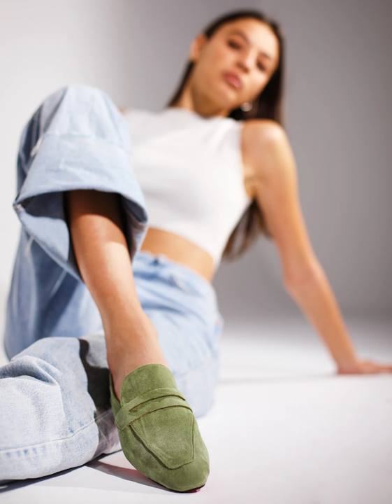 Pistachio French Back-Band Loafers