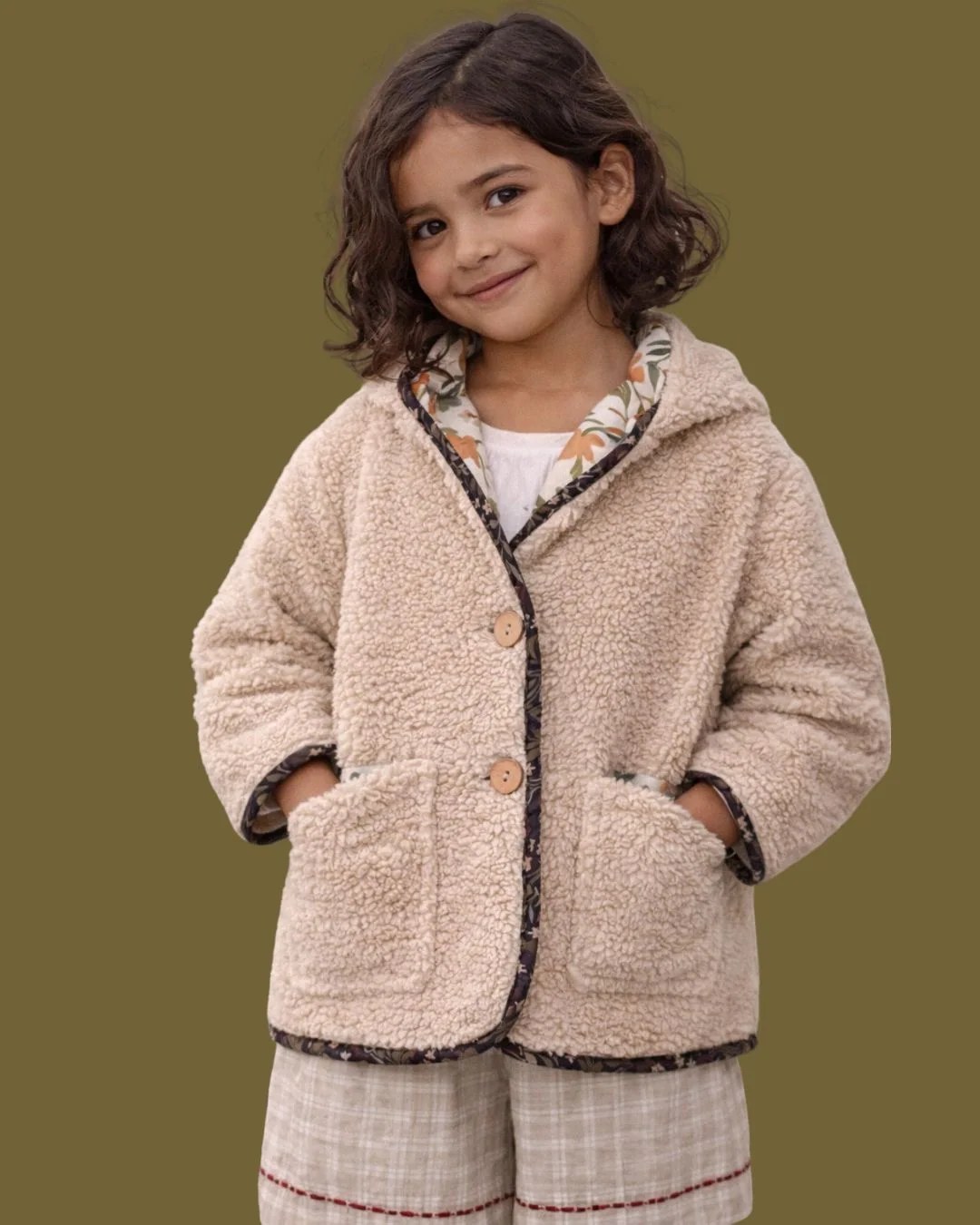 Little Borderline Cozy Jacket in Beige