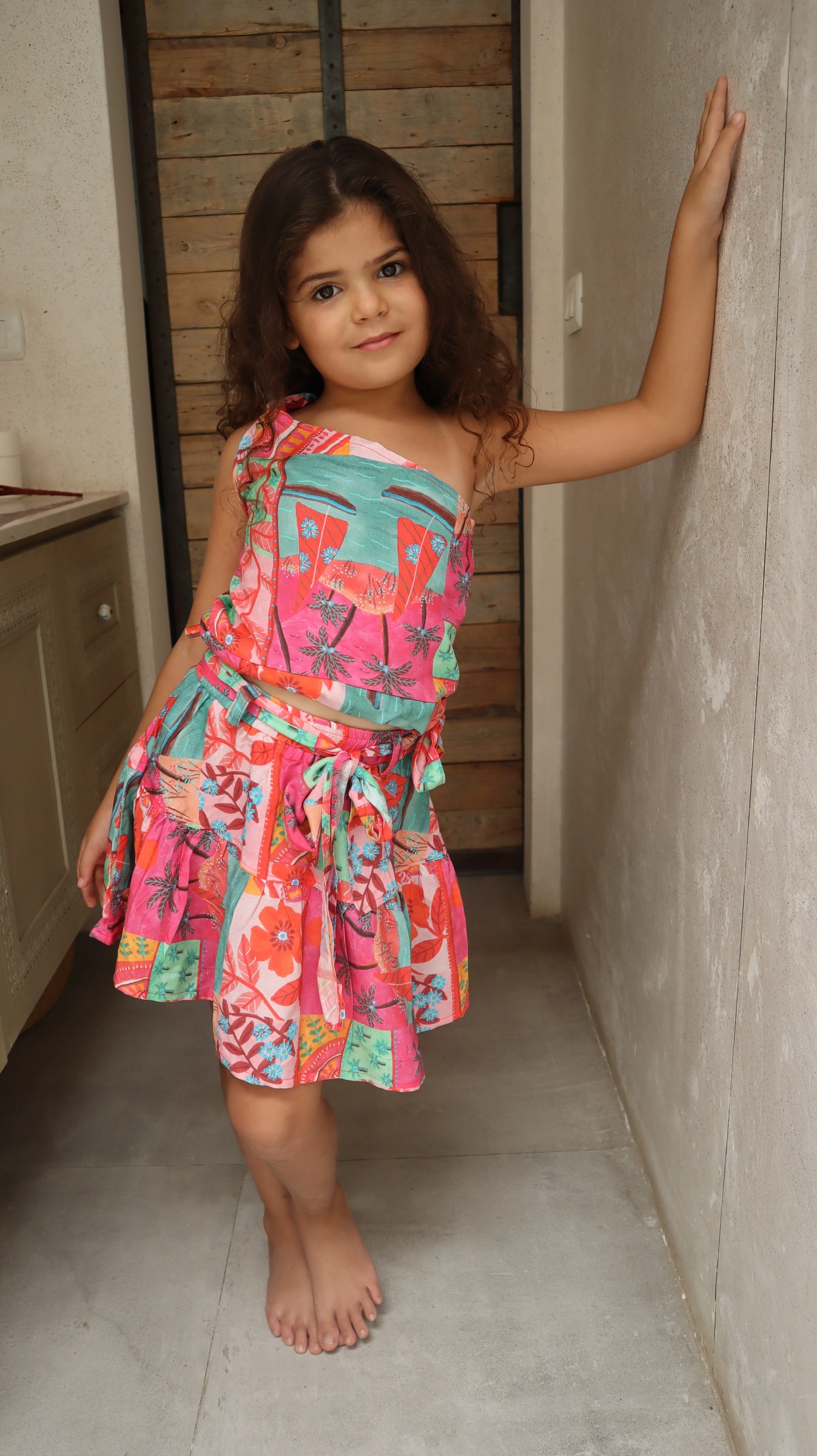 Little Swirlin Top in Roeqiya