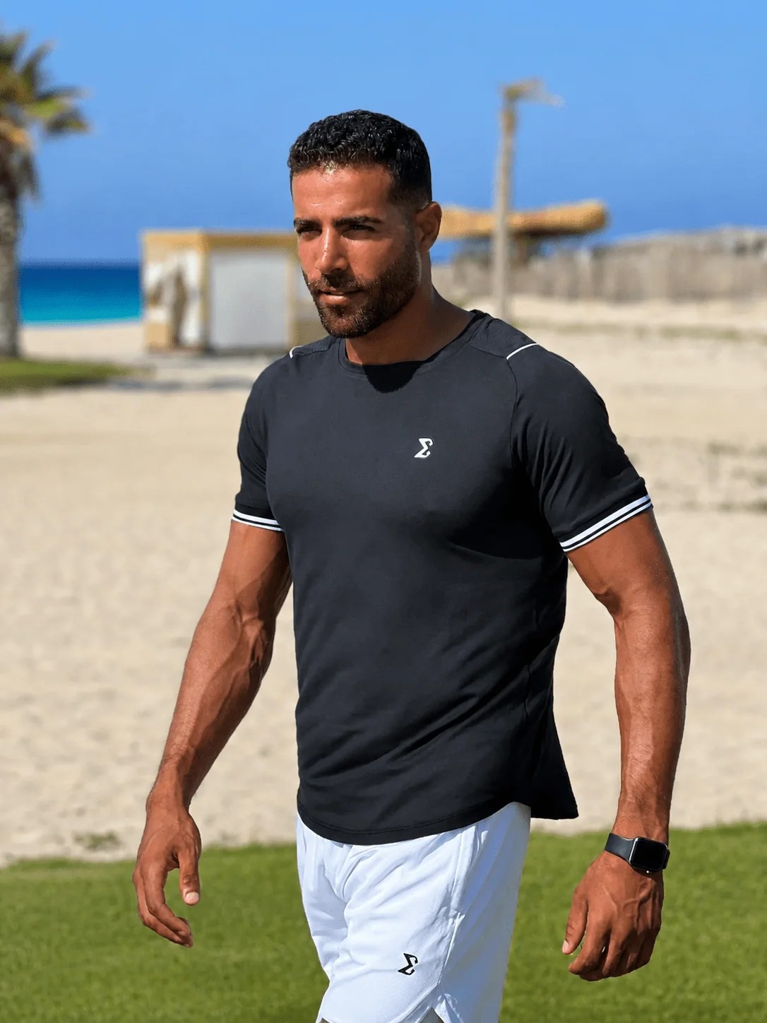 Reg-Fit T-Shirt - Black