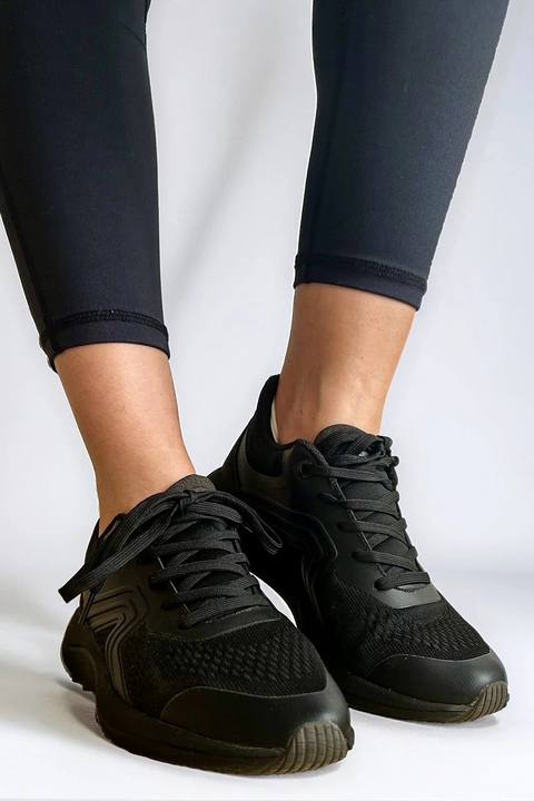 Women Mach-One Shoes Black