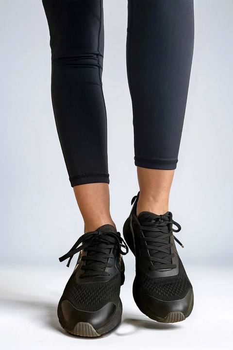 Women Mach-One Shoes Black