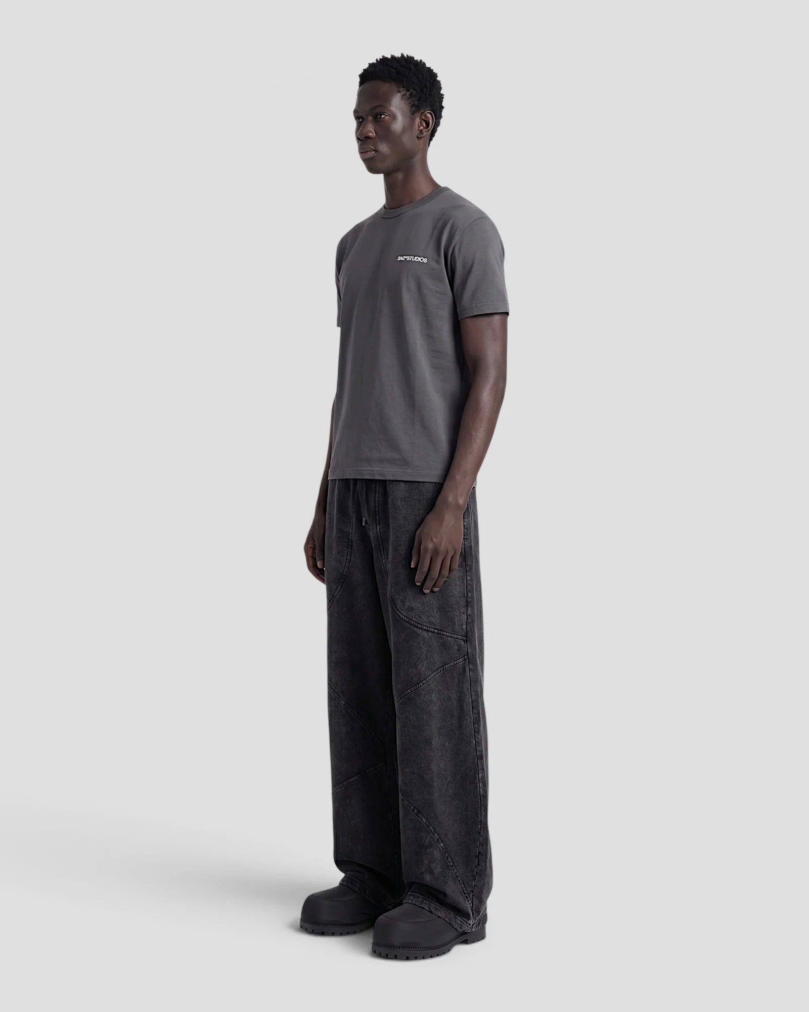LOGO GREY REGULAR TEE