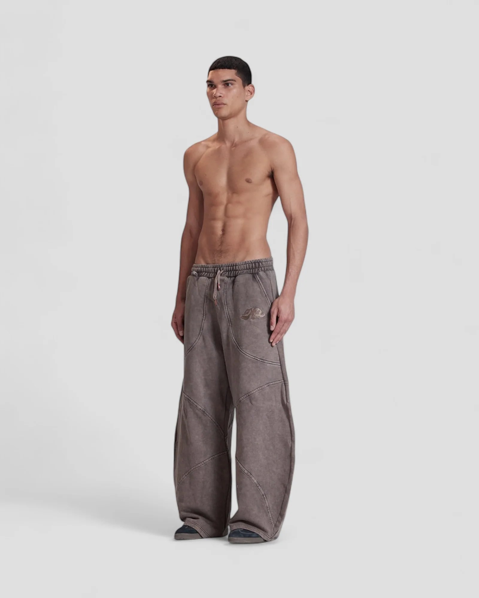 DEMENTE BROWN STONE WASHED SWEATPANTS