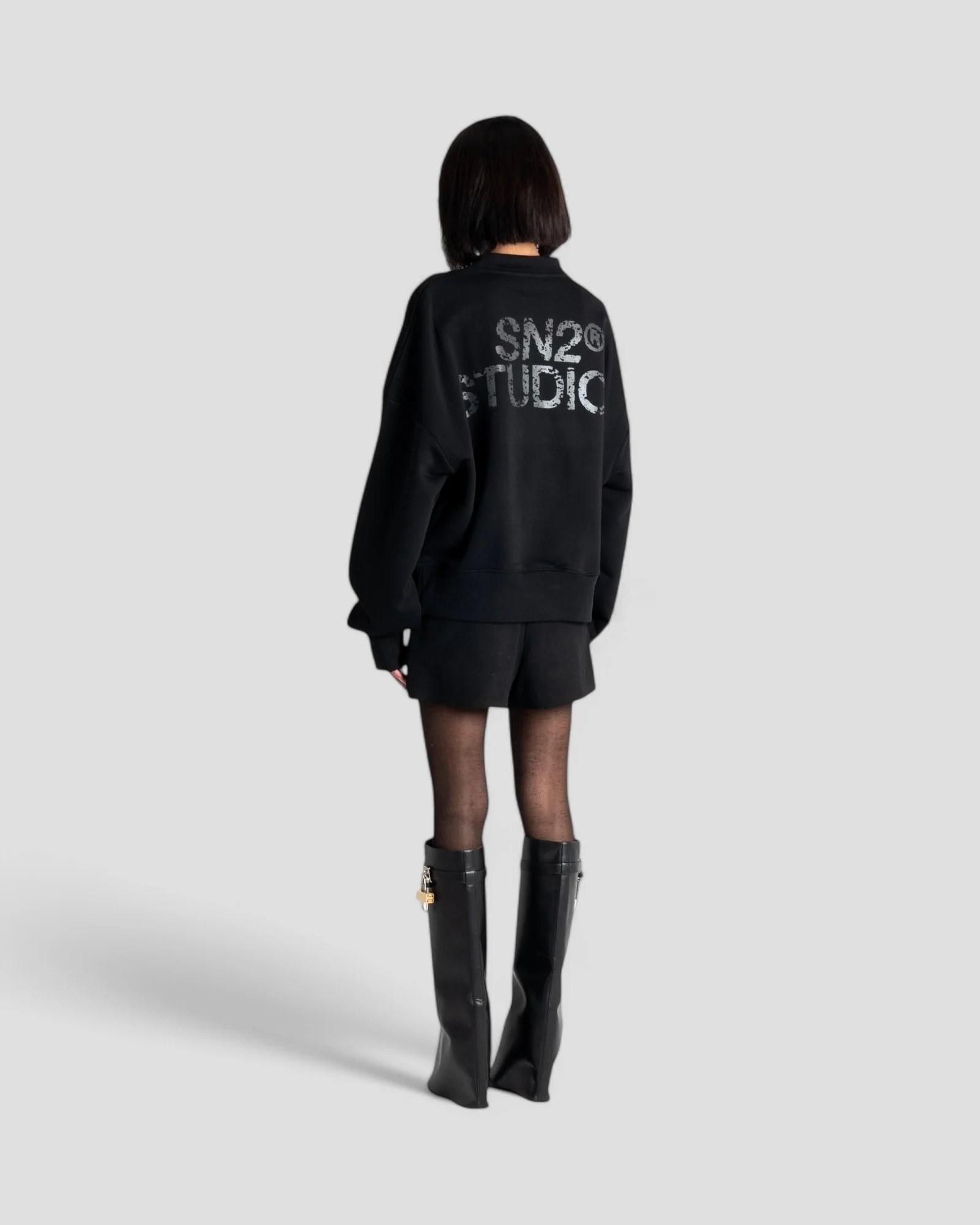 DEMENTE BLACK CREWNECK
