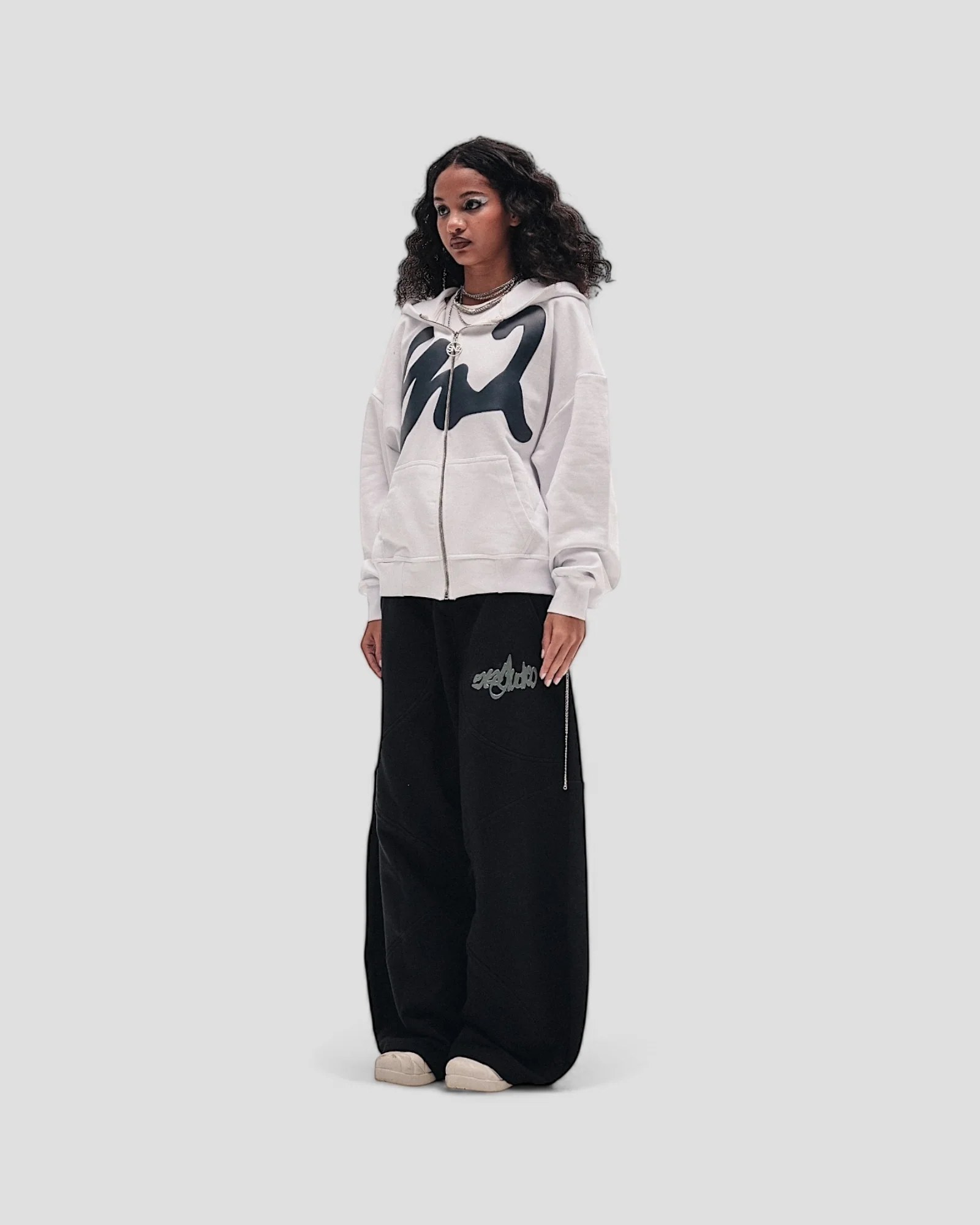DEMENTE GREY ON WHITE ZIPUP JACKET