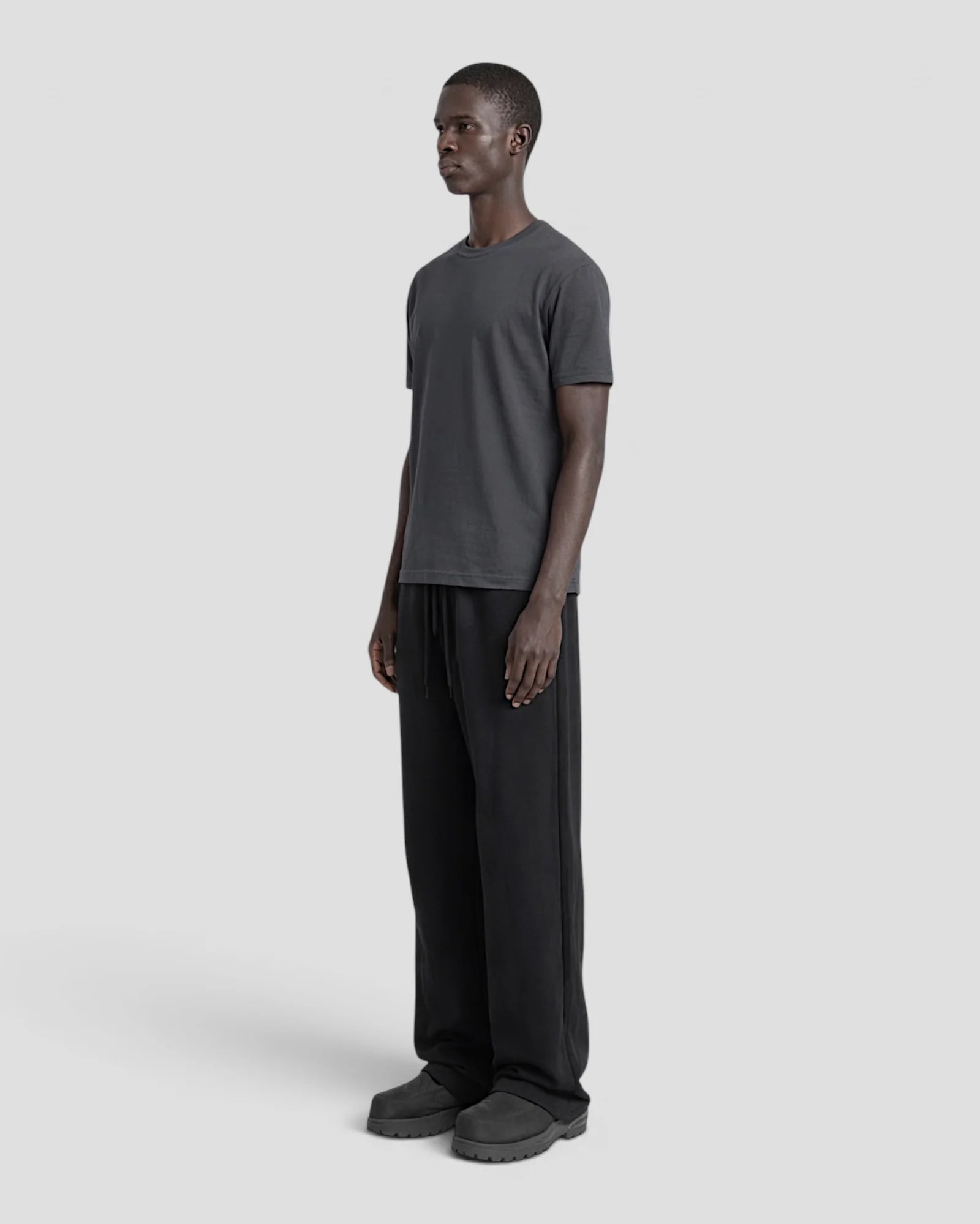 Luis Regular Blank Dark Grey Tee V2