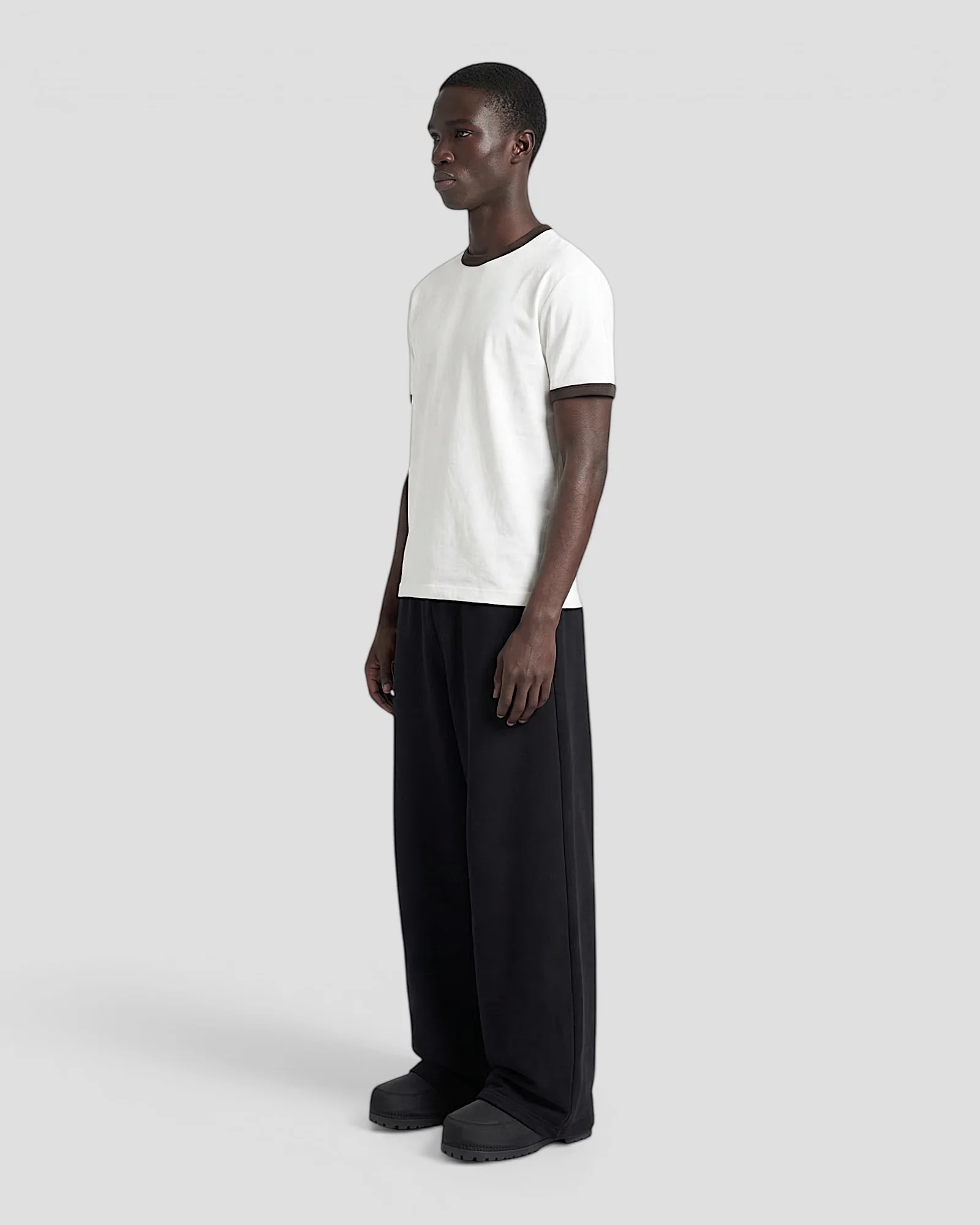 Luis Ribbed Regular Blank White And Brown Tee V2