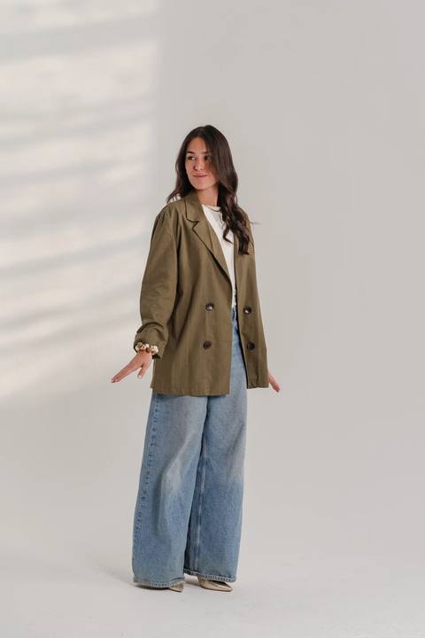 The Buttoned Slits Blazer