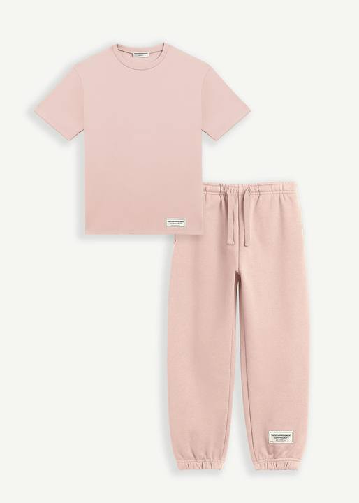 Kids Oversized T-Shirt & Jogger