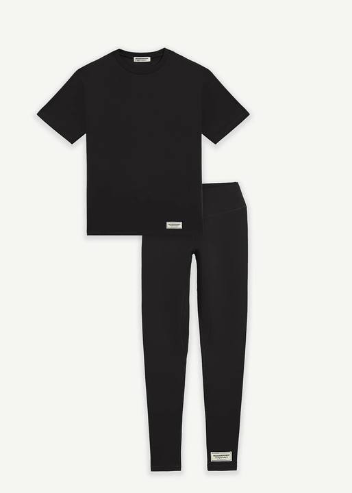 Oversized T-Shirt & 24 inch High Rise Legging