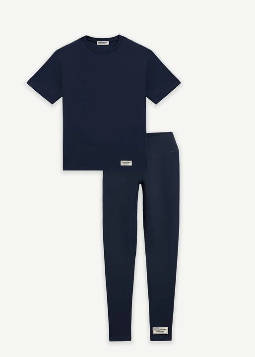Oversized T-Shirt & 27 inch High Rise Legging