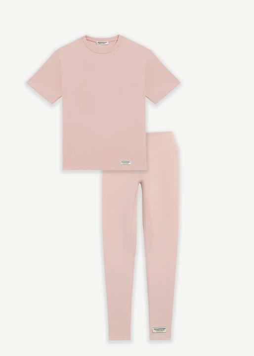 Oversized T-Shirt & 27 inch High Rise Legging