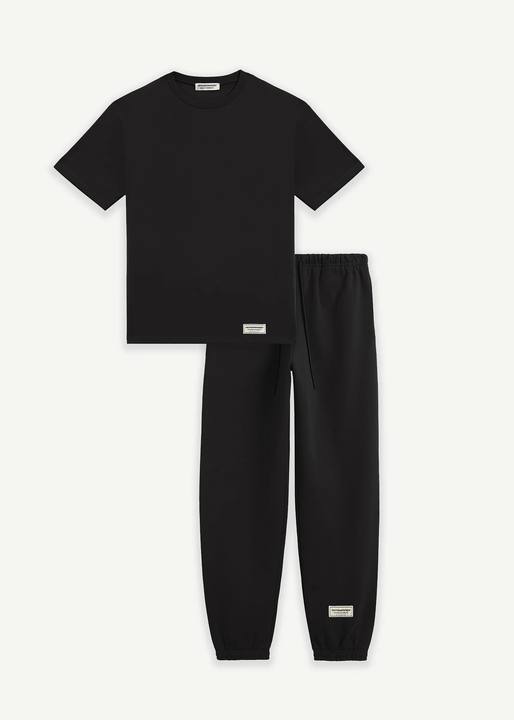 Oversized T-Shirt & Joggers
