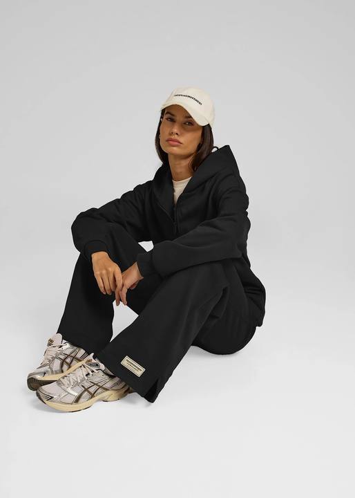 Oversized Zip Hoodie & Straight Leg Jogger