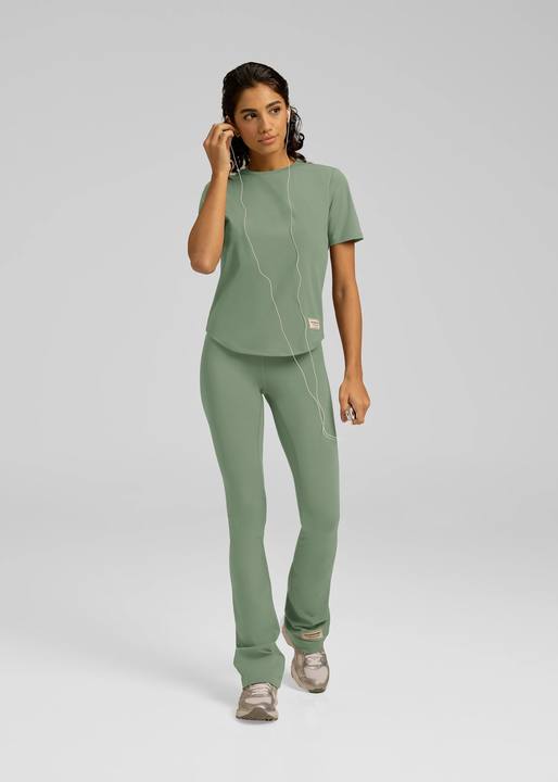 Essential Regular Fit Curved Hem T-Shirt