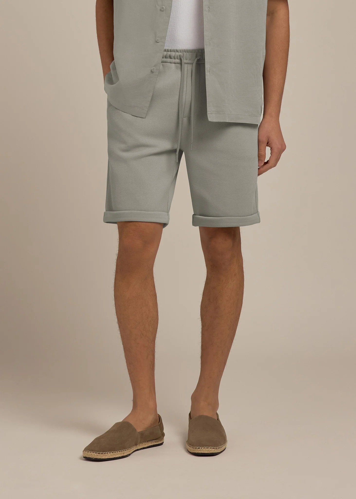 8 inch Short