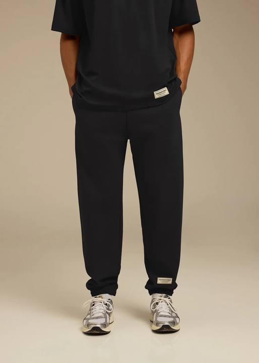 Relaxed Fit Cuffed Jogger