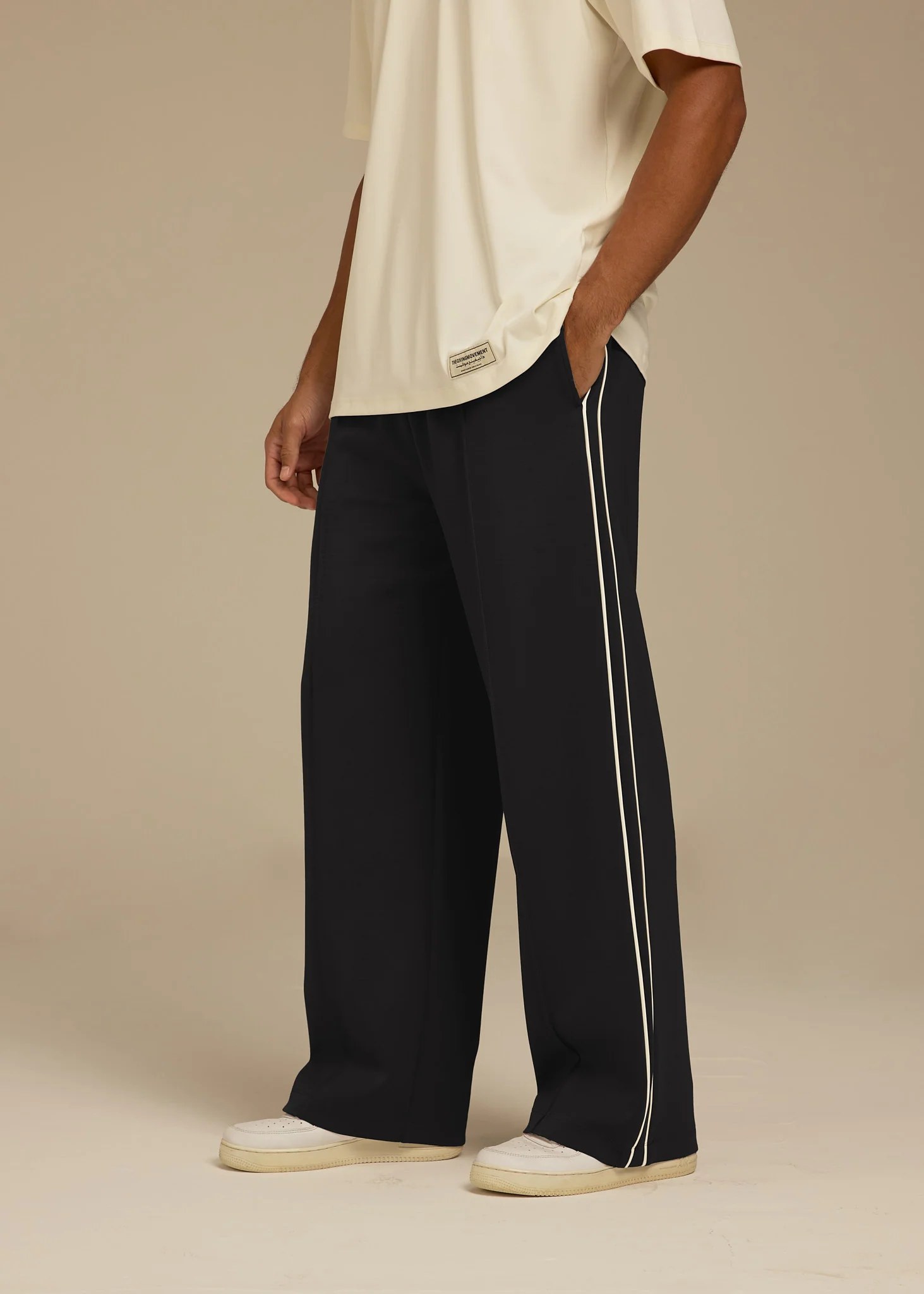 Contrast Panel 30 inch Straight Leg Pant