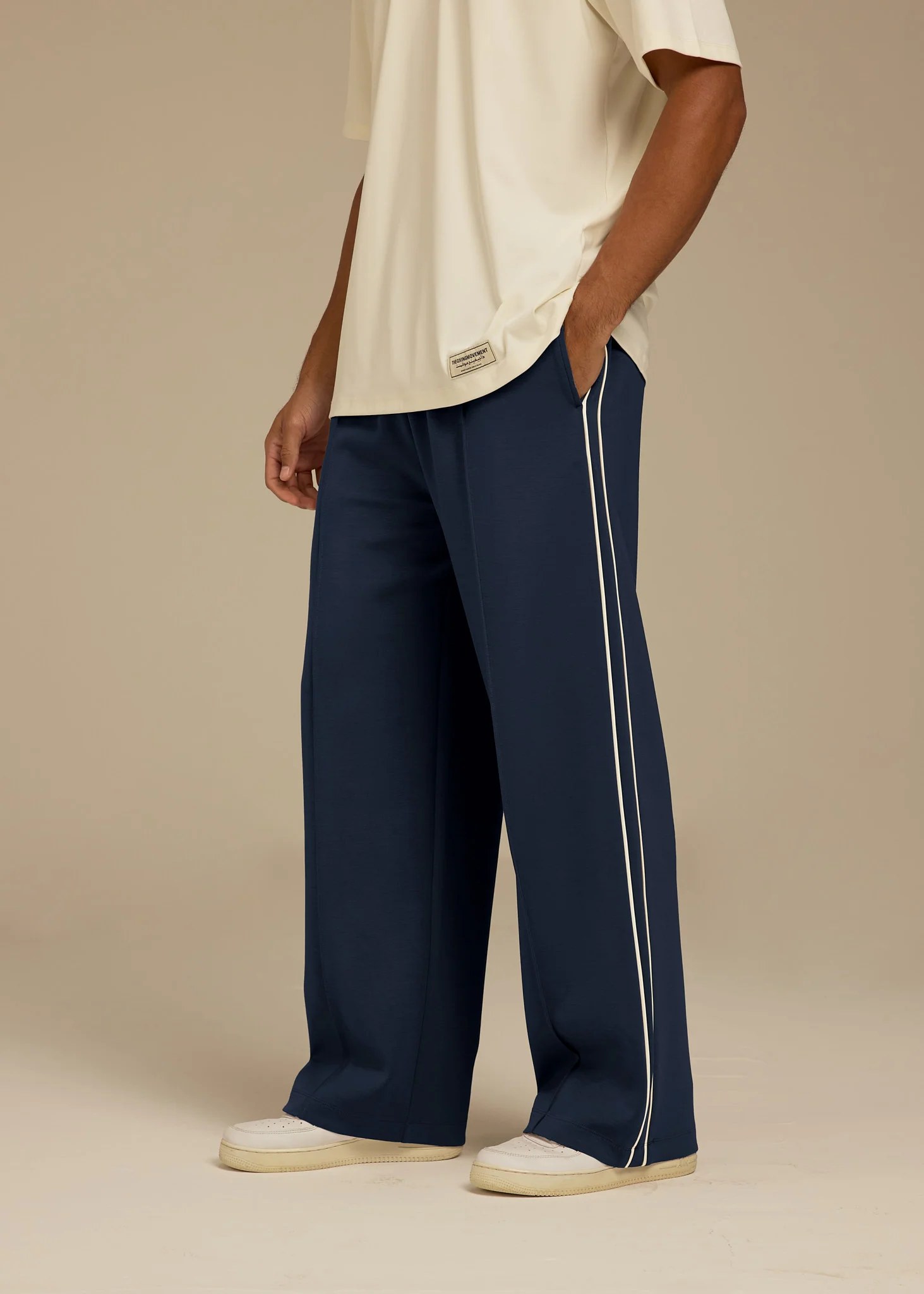 Contrast Panel 30 inch Straight Leg Pant