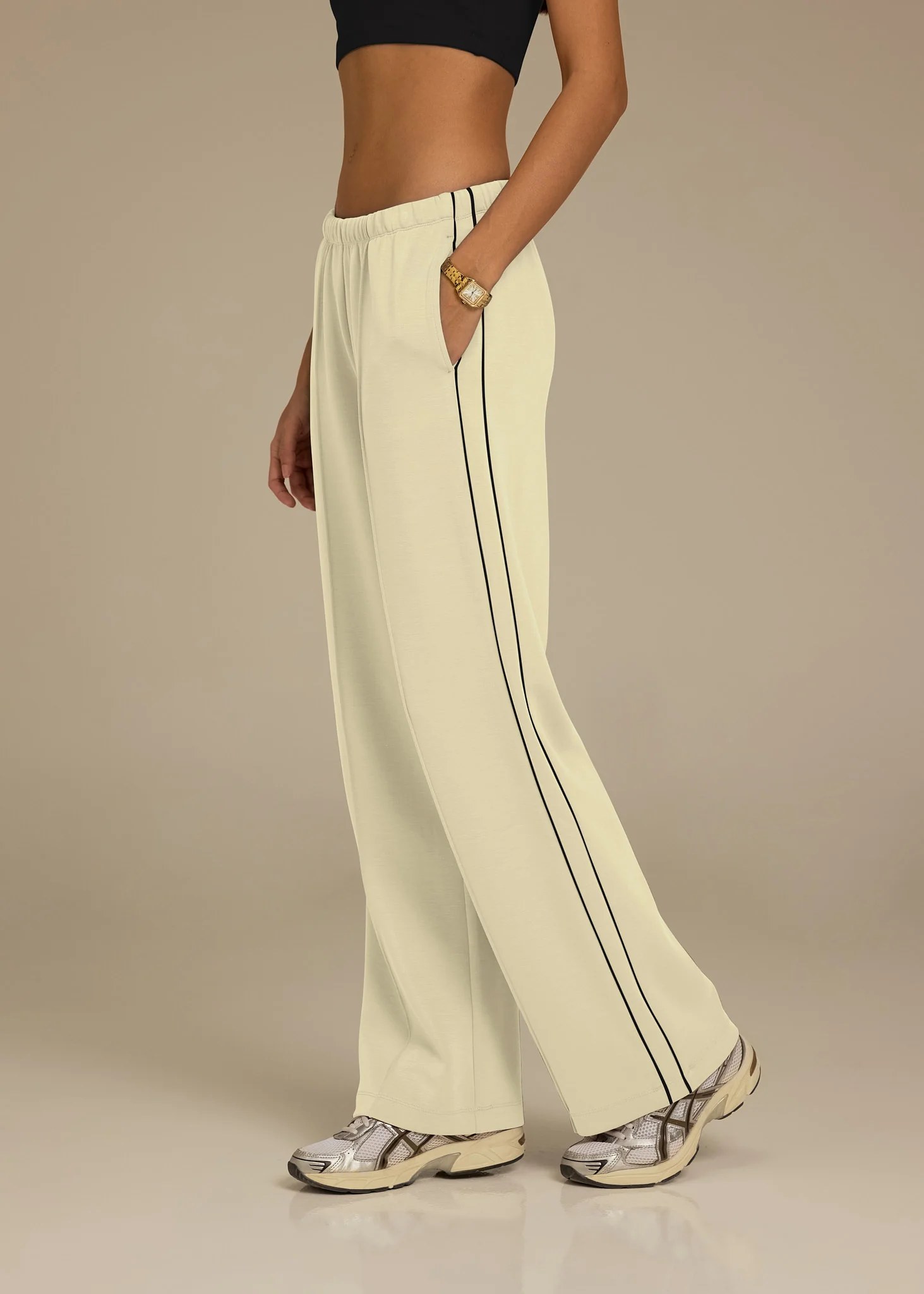 Contrast Panel 29 inch Straight Leg Pant