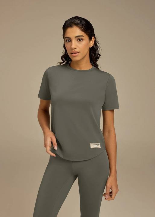 Regular Fit Curved Hem T-Shirt