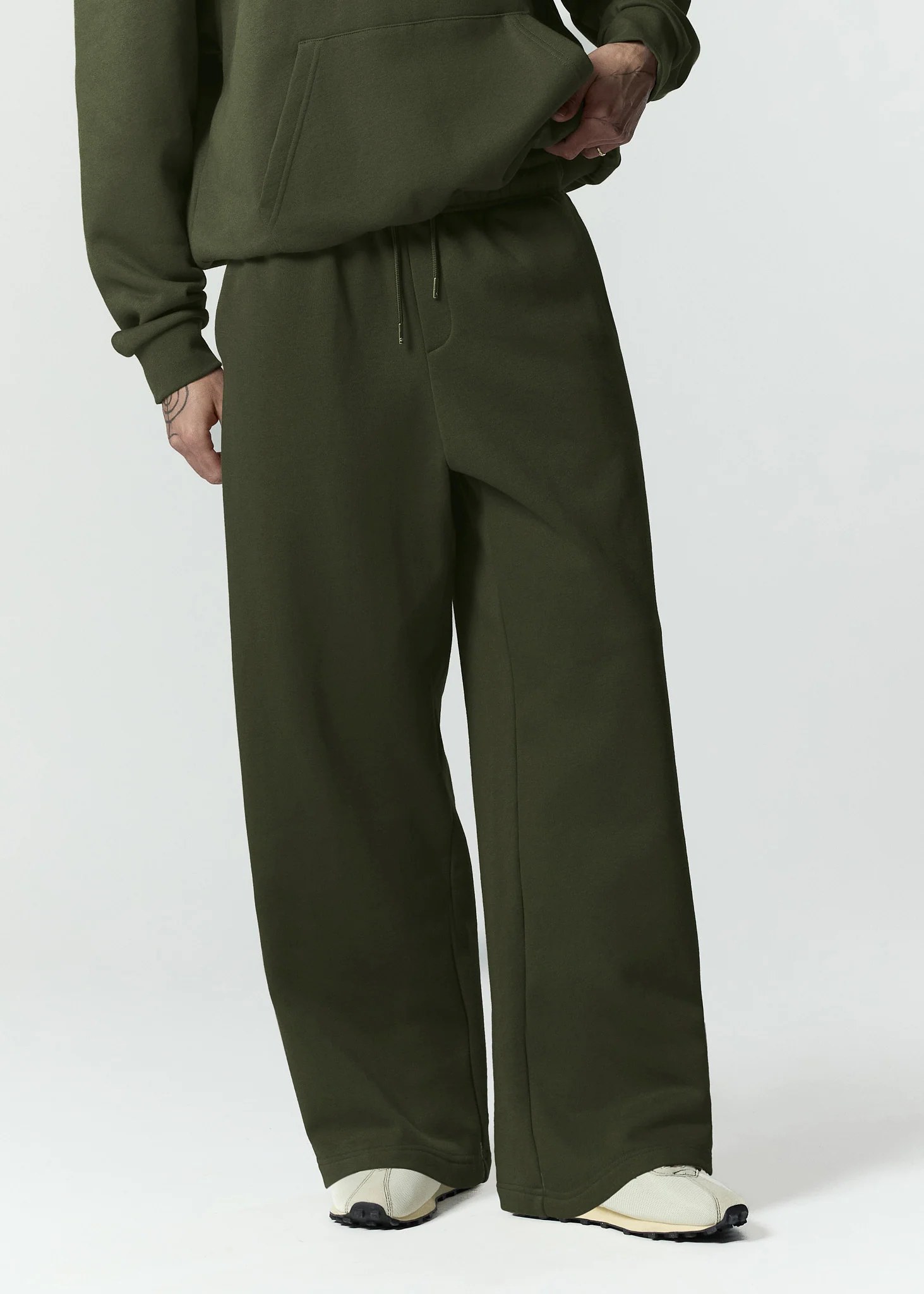 Column Straight Leg Jogger