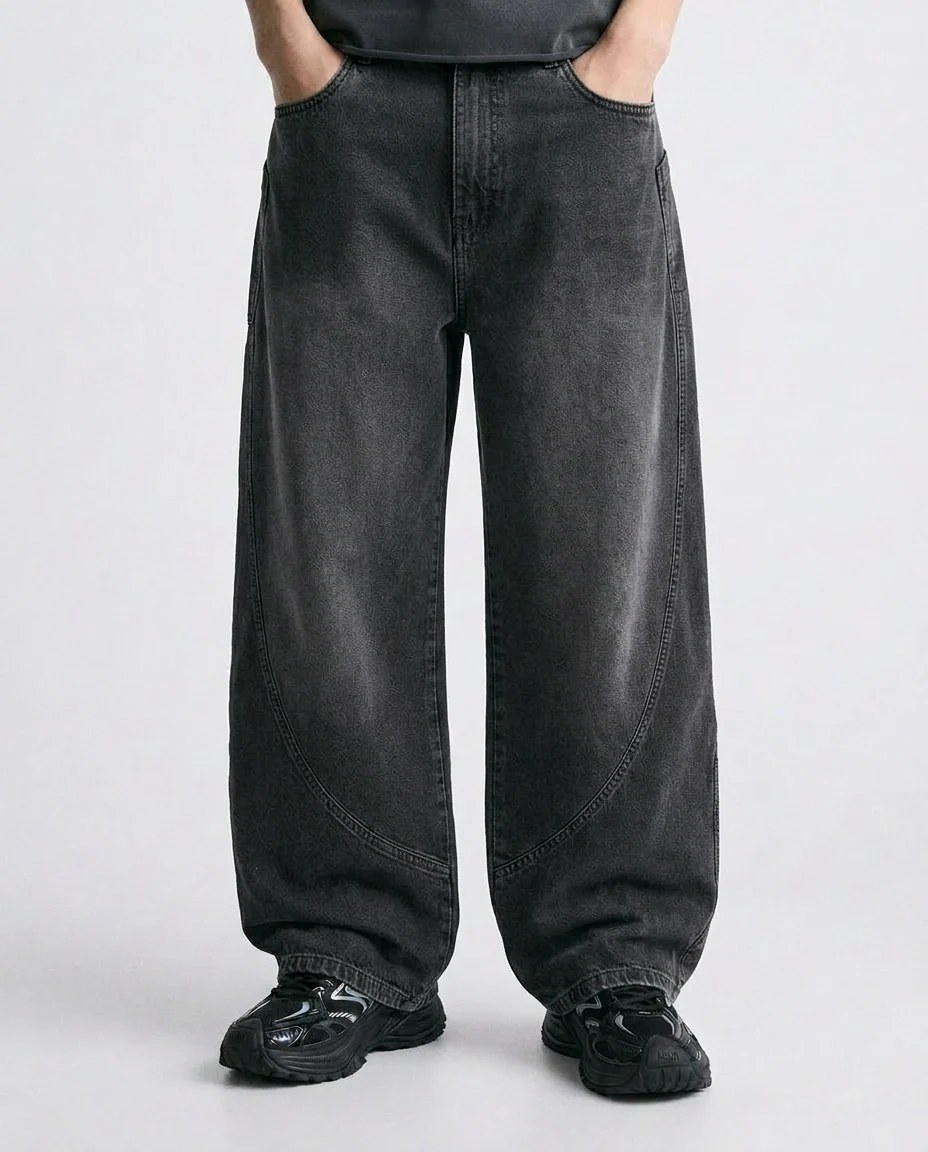 Arc-Panel Baggy Washed Jeans