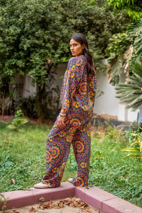 Kaleidoscopic Print Drawstring Pants