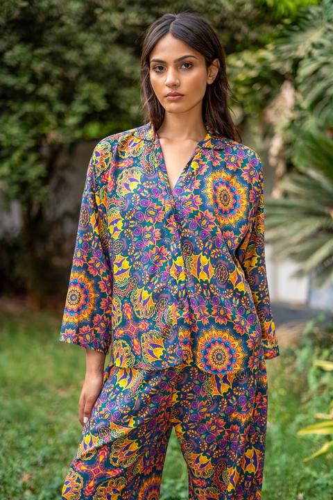 Kaleidoscopic Oversized Print Shirt