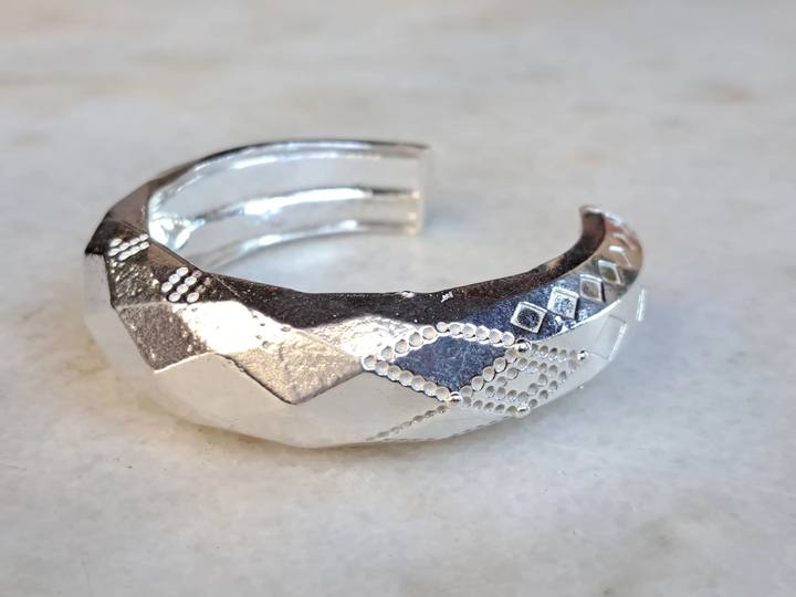 Elemental Cuff.