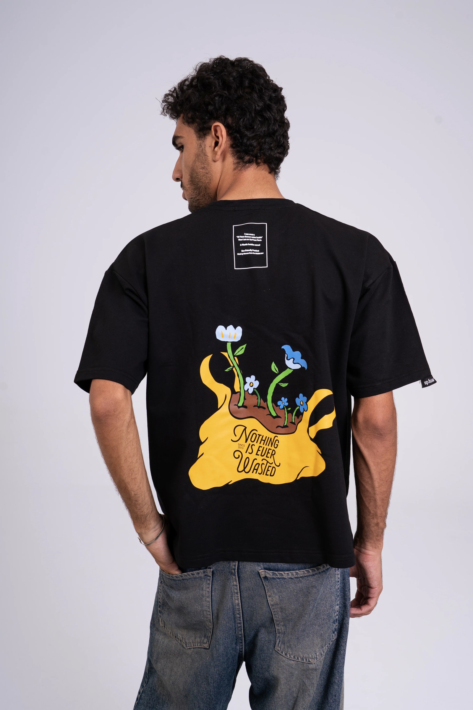 Nothing is ever Wasted Oversized T-shirt - Black