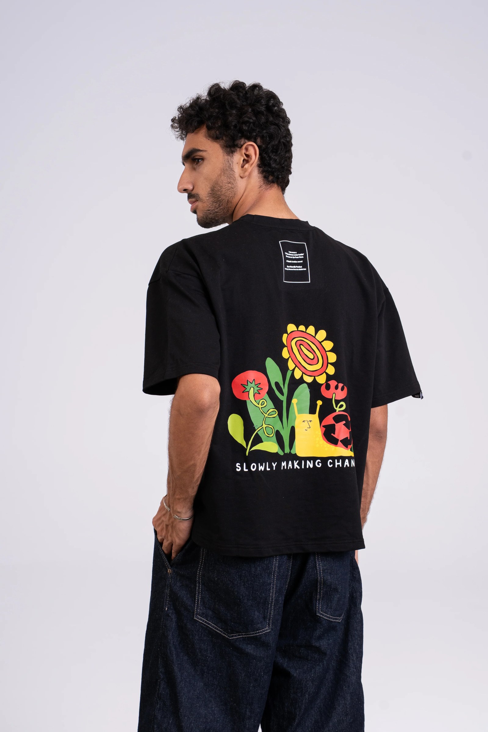 Slowly Making Change Oversized T-shirt - Black