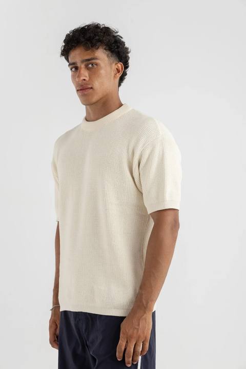Round Knitted Tee Off White