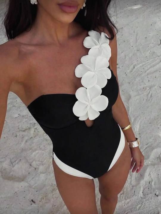 B/W Petal Swimsuit