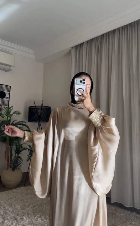 Majesté – The Iconic Kaftan Gold