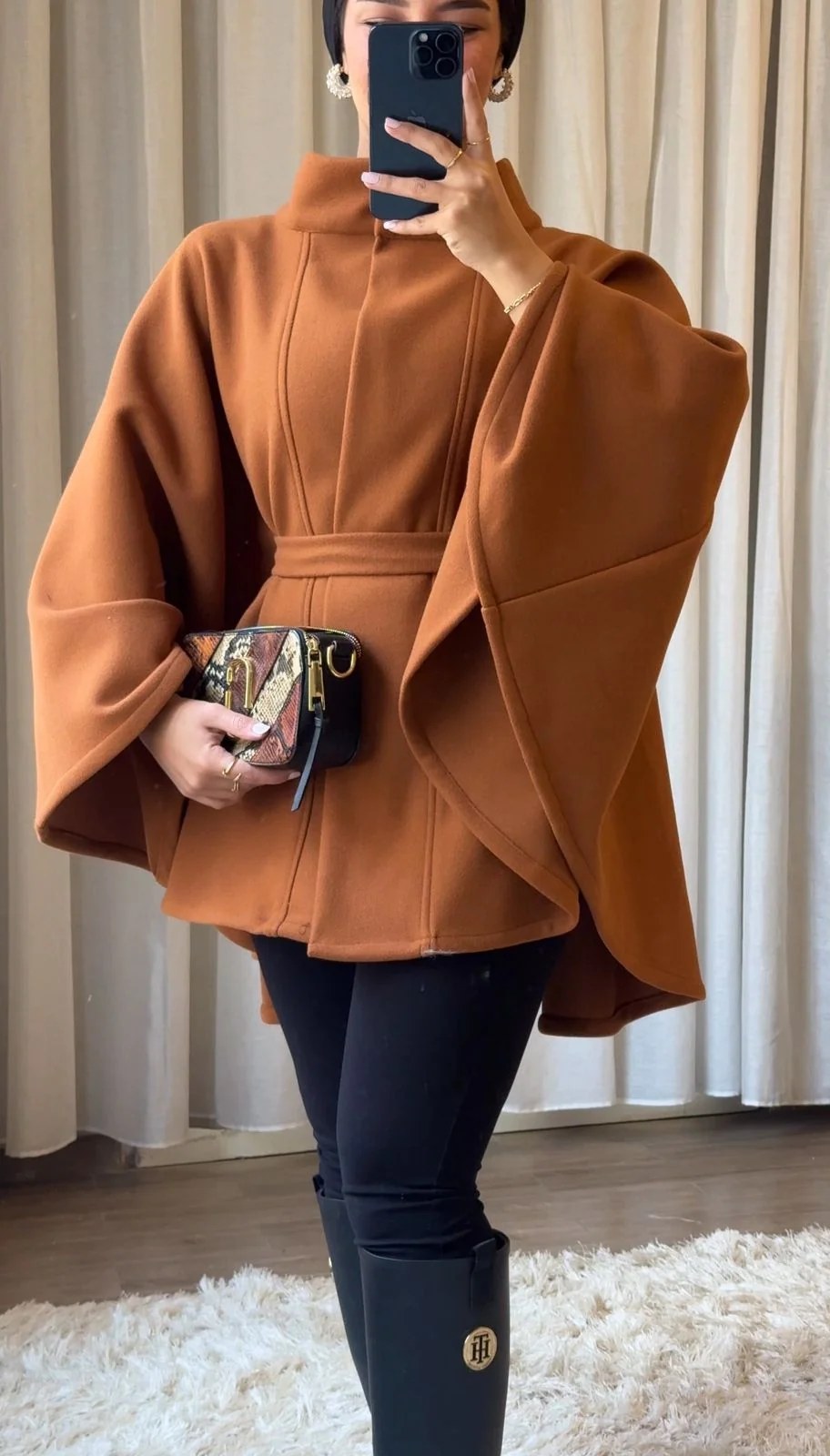 Butterfly Wool Cape – Caramel Brown