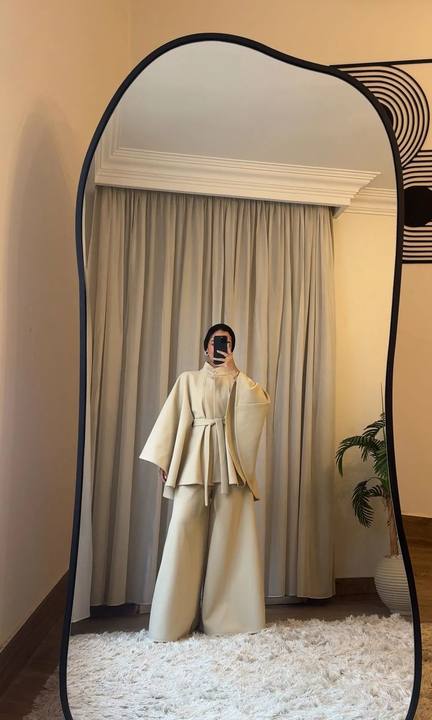 Butterfly Wool Pants – Soft Beige
